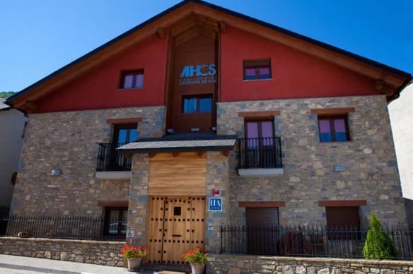 Apartahotel Castejón de Sos Bagian luar foto