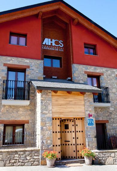 Apartahotel Castejón de Sos Bagian luar foto